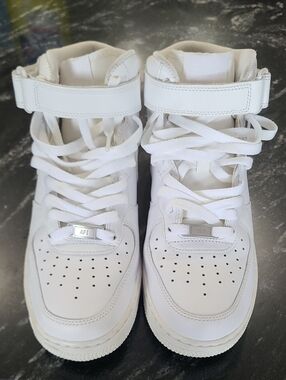 Nike AF1 High Top Sneakers